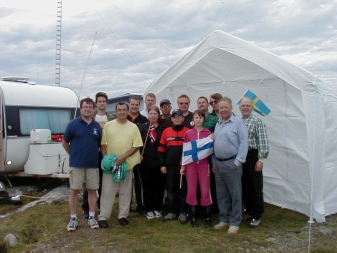 SKANDINAVISK RADIOKLUBB PÅ STOKKØYA Under tre år har undertecknad och andra nuvarande medlemmar i Skandinavisk Radioklubb tävlat tillsammans med Namdalsgruppern och då varit med att föra gruppen till