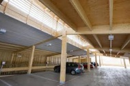 Nybyggnad av parkeringshus och butik i Skellefteå kv Ekorren, et 1 Till detta projekt som är Sveriges första parkeringshus byggt i trä, har TIKKURILA levererat 4.