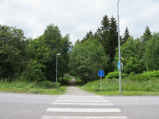 1. BJÖRNDALSGÄRDET BJÖRNDALEN 188 STADSDELSPARK Stadsdelspark Ca 7,4 ha S:IX/1985 Park eller plantering S:IV/1985 Park eller plantering Björndalsgärdet är ett större sammanhängande grönområde i norra