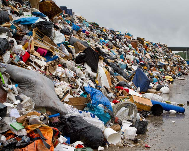 Figur 5. Blandat material gör det svårare att materialåtervinna avfall. Behandlat avfall I projektet togs data fram över total mängd behandlat avfall i Småland.