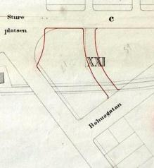 kvarter i denna plan delas det största villakvarteret i tre mindre kvarter för en ändamålsenlig tomtindelning. 90. Sedan staden 1883 beslutat ändra kv.