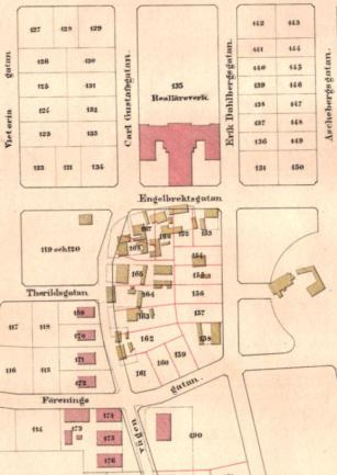 100. Utsikt 1875 från nedre Landalabergen över Brantdala med arbetarbostädernas fyra lameller (mitten), Hagahedens kåkgytter och Slöjdföreningens nybyggda skola i bakgrunden. 101.