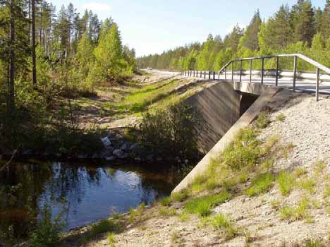 Väg 6, Vattenkydd Vindelälvåen Förtudie/Beluthandling AC--6. Miljö För redovining av miljöintreen på karta e bilaga. Rikintreen Vägen tangerar ett område med rikintreen för rennäring.