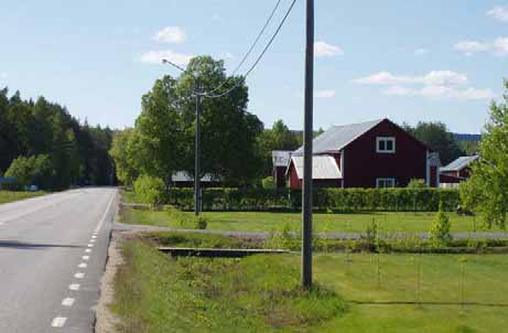 Skoterleden korar vägen på amma tälle om kraftledningen, ca 00 meter öder om ödra anlutning till Taveljö.