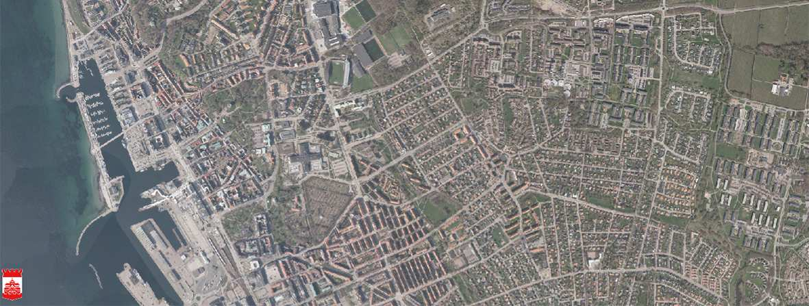 centrumverksamhet och parkeringshus inom planområdet. Detaljplanen syftar även till att möjliggöra ny infart för biltrafik från Drottninghögsvägen.
