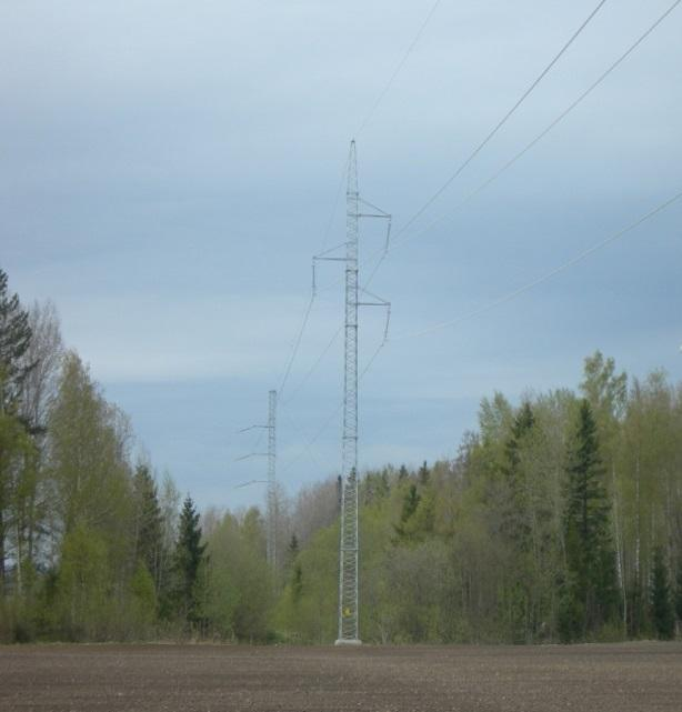 Den av Vattenfall genomförda studien visar att det är samhällsekonomiskt gynnsamt att etablera en andra 140 kv-ledning till Tranemo jämfört med att investera i det underliggande 40 kv-systemet.