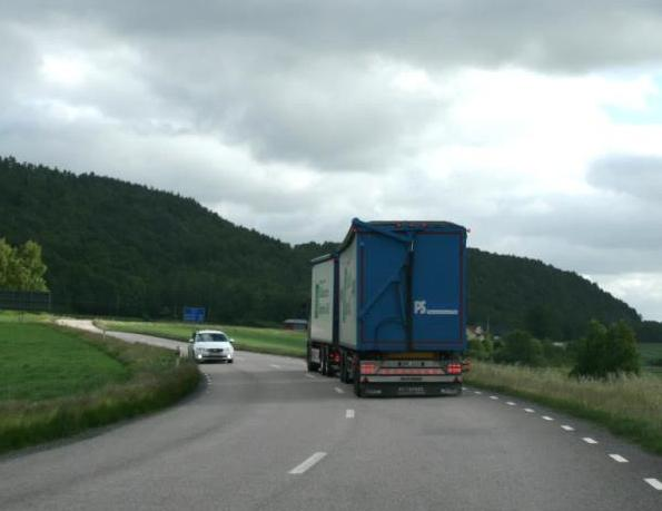 Oskyddade trafikanter i blandtrafik (V5) - Oskyddade trafikanter korsar och rör sig längs med bland annat väg 41 i samhällena.