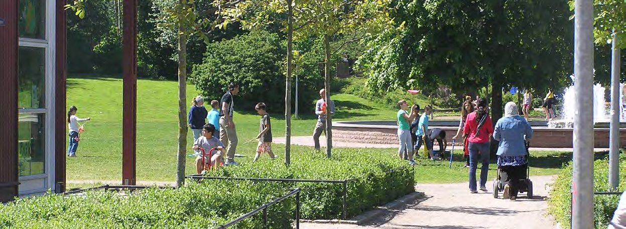 Bridging, det överbryggande sociala kapitalet, underlättar tillliten till nästa nivå i staden.