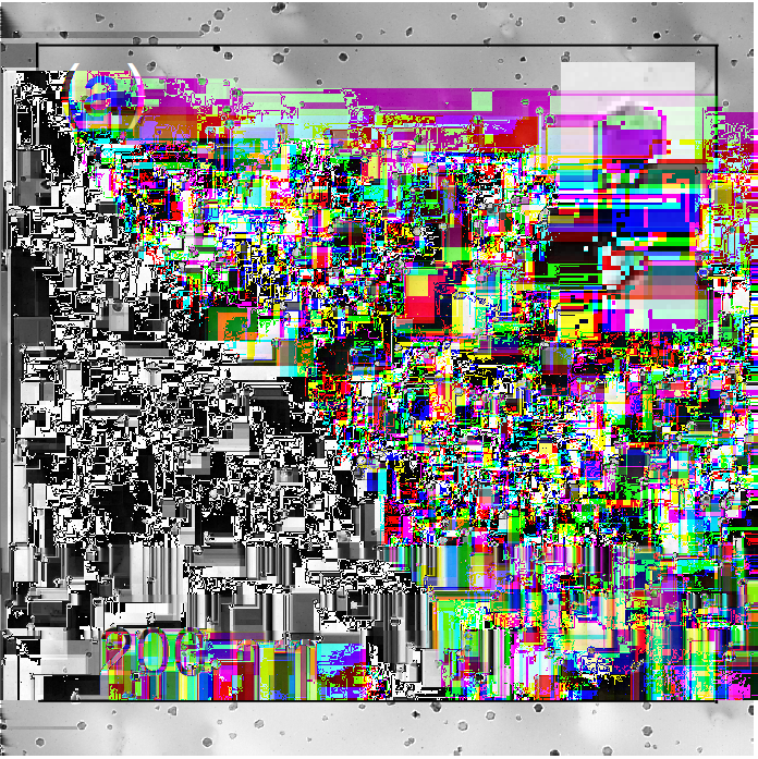 Bilden till vänster visar ovan en datorbild över en Wulff-polyeder, nedan en experimentell transmissions-elektronmikroskop bild om den samma struktur för Co-klustrar.