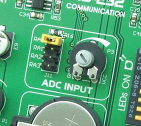 BigPIC6 Utvecklingssystem 15 10.0. A/D omvandlare A/D omvandlare används för att omvandla en analog signal i ett tillämpligt digitalt värde.