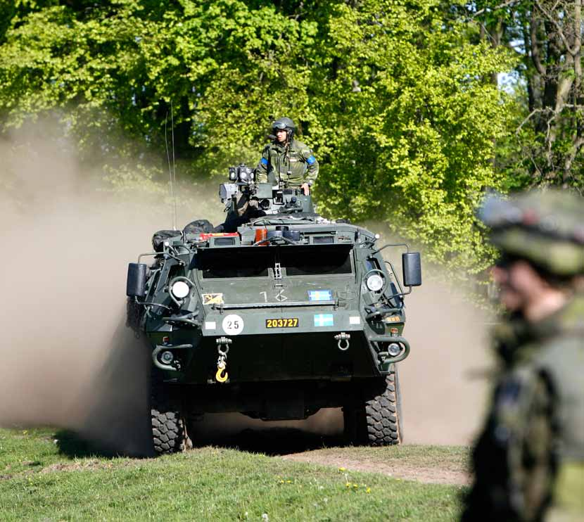 Försvarsmaktens mål är att arbeta långsiktigt med miljöfrågor i alla verksamheter och på alla nivåer. Ett arbete som är viktigt för vår framtid, oavsett var i världen vi verkar.