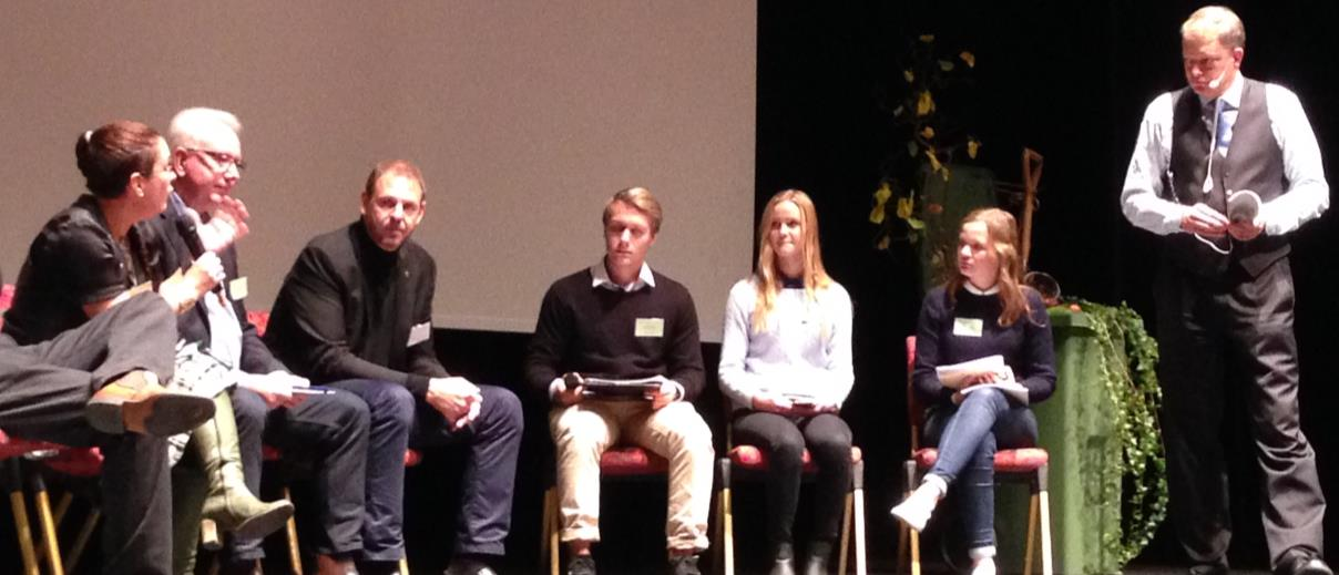 Thomas Kåberger leder utfrågningen vid Energiting Sydost.