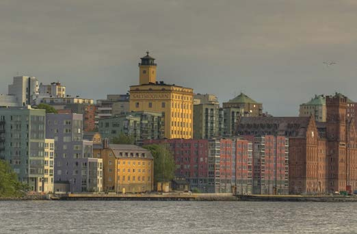 145 Grupper utmed Saltsjön på höjd och/eller med stöd av förkastningsbranten Nacka Strand: 1899 uppfördes det en motorfabrik där det tillverkades en