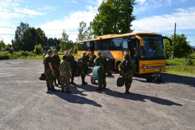 Försvarsinformation Förbundet anordnade kursen Försvarsinformation grundkurs den 29 sept 1 okt på kursgården i Höllviken.