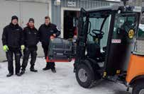 Viktor på Åregrens Industri och Fastighetsservice hämtar deras nya Kubota 7060.