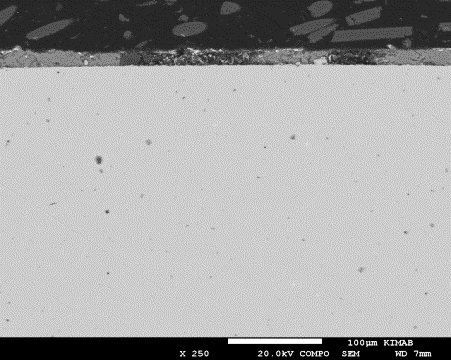 250x 250x 250x Cl, K Pb, Mo/S, 100 µm 100 µm 100 µm Figur 20. SEM-bilder (tvärsnitt) på olika områden på PV-prov 625 efter Nivå 3-exponering (400 C). Innehåll i ytavlagring visas med pilar.