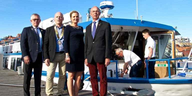 Forts. fr. föregående sida Själv besökte jag e flertal seminarier, de flesta med koppling ll Rotary.