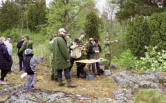 Man kunde också utöva pilkastning, bollkastning mot mål, spikslagning, kast med känga över ryggen mot målområde och alla resultat fördes in i protokollen.