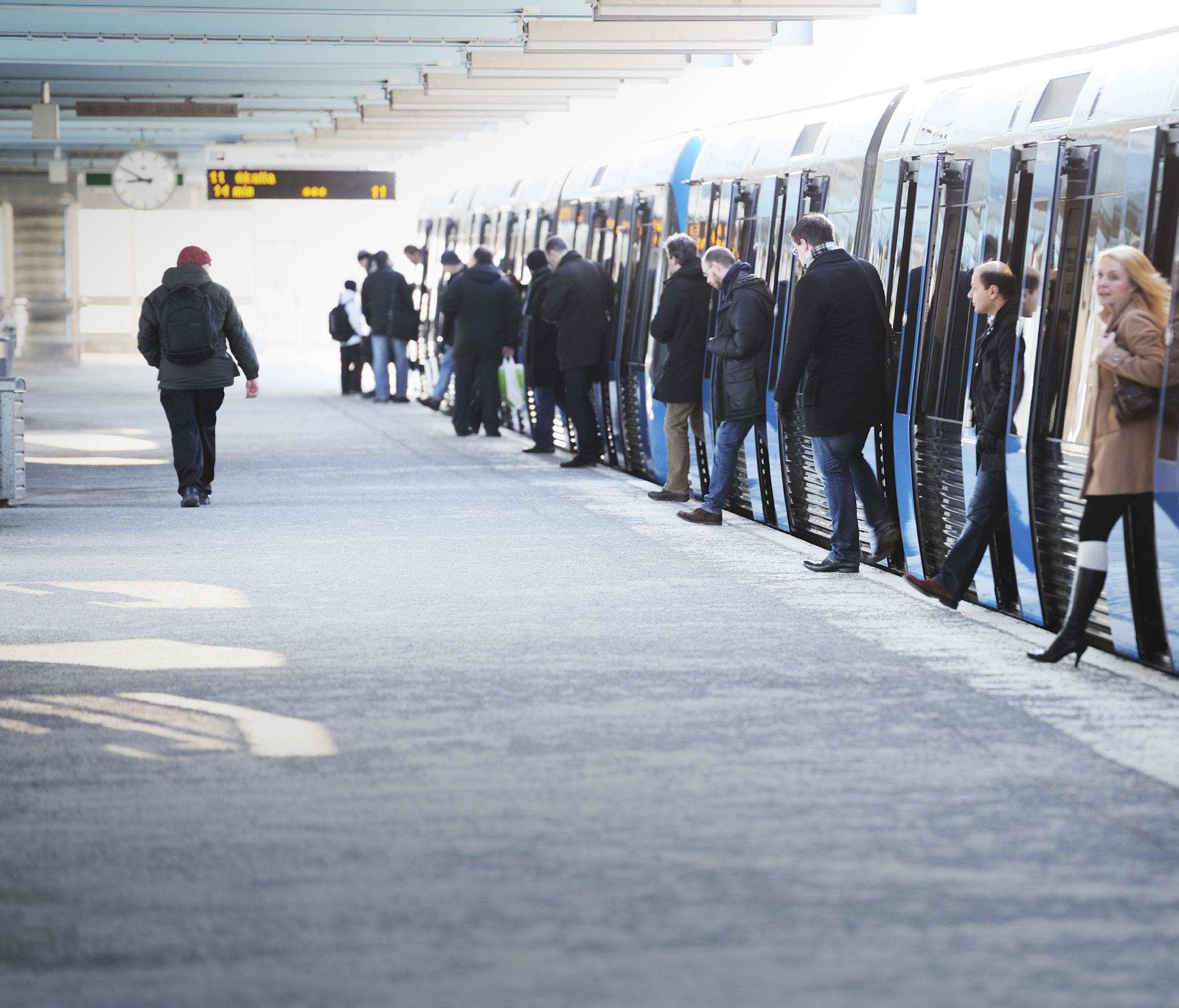 ETSMARKNAD INFORMATION OM UTBILDNING OCH ARB RAPPORT 2013:1 Sysselsättningsprognos 2013 Rapporten visar hur sysselsättningen och antal arbetade timmar (timvolymen) förväntas utvecklas till år 2035