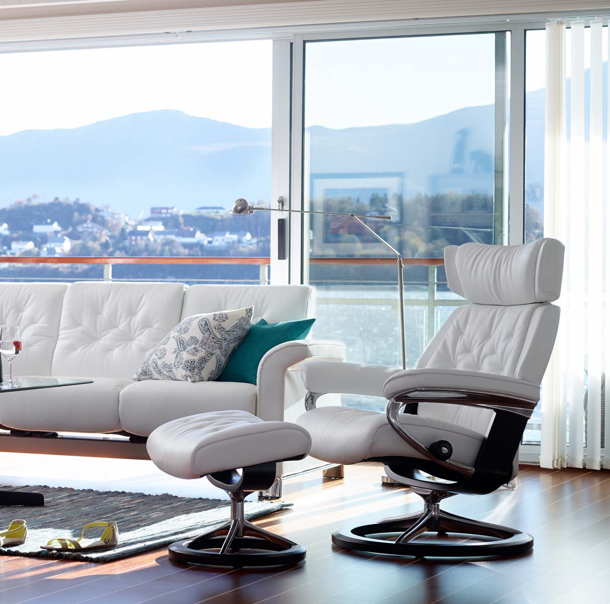 STRESSLESS METROPOLITAN / STRESSLESS SKYLINE BalanceAdapt är integrerat i de två