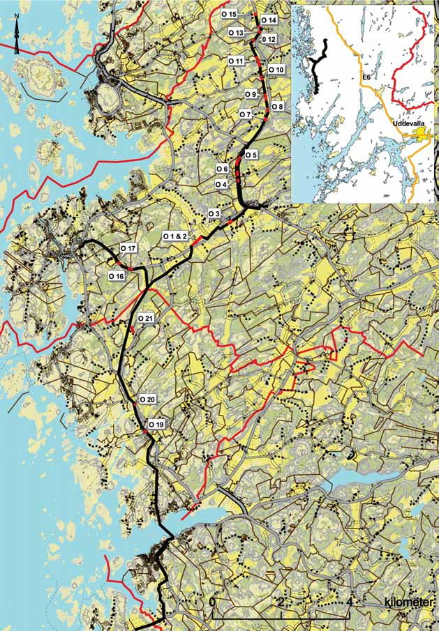 4 Bohusläns museum 2006:55 Figur 1: Utsnitt ur GSD-Fastighets kartan, blad 8A 8g 9A 9i, över kabelsträckningen med undersökta områden markerade. Område 1-21. Skala 1:80 000.