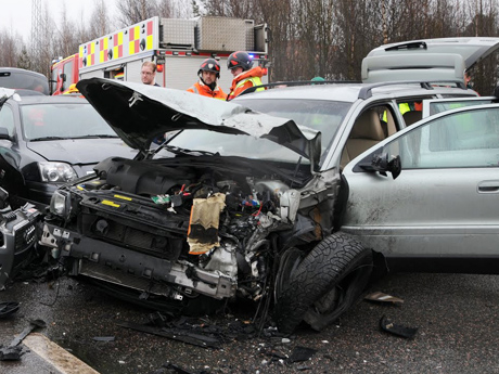 Trafikolycka Trafikolyckor genererar årligen många personskador i Sundsvalls kommun. MSB publicerade 2008 en rapport kallad Samhällets kostnader för vägtrafikolyckor.