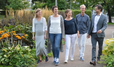 12 Alma Latina Lördagsmusik med Mårten Falk som spelar älskad gitarrmusik från Spanien och Latinamerika. Fredag 2 juni kl. 12 Andens vind över världen på orgel av bland andra J. S. Bach, Otto Olsson och Alan Ridout.