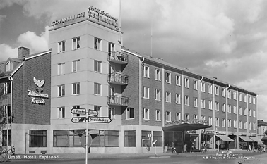 Den moderna staden På 1960-talet kom utbyggnaden av lasarettet till regionsjukhus och universitetets tillkomst att leda till en kraftig befolkningsökning.