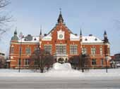 Särskilt värdefulla enstaka hus, presenterade i kronologisk ordning Här nedan presenteras enstaka hus som har särskilt stort kulturhistoriskt, arkitektoniskt eller miljömässigt värde.