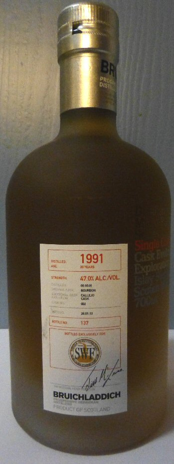 Prov 3 SWF 15 Bruichladdich 1991 SWF 15 Bruichladdich 1991, 25 år, 47,0 % En specialbuteljering för SWF, våren 2012 Har lagrats på fat av typen bourbon fram till 2009 och därefter på vinfat från