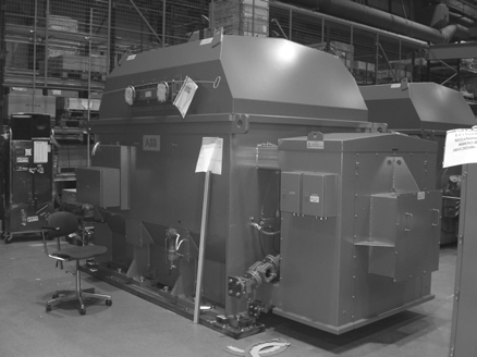 Produktstruktur INLEDNING Färdig maskin Endast asynkron Matare Rotor Stator Endast synkron Rotorspolar Rotoraxel Stansad elplåt Härvsats Plåtlagd stator Synkron & Asynkron Figur 1.