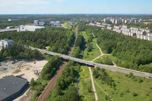 1. INLEDNING Möten med omgivning Järnvägen går genom både stads- och naturlandskap i form av bostadsområden, centrummiljöer, parkstråk, industriområden samt naturområden (inklusive Görvälns