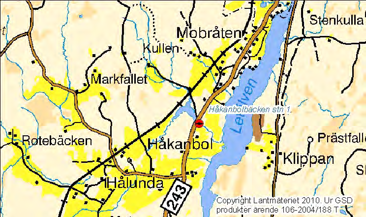 Elfiskestationen i Håkanbolbäcken. Imälven, 138-105 Vid elfisket fångades 80 öringar, vilket utgör en skattad besättningstäthet av 21 öringar per 100 m 2.