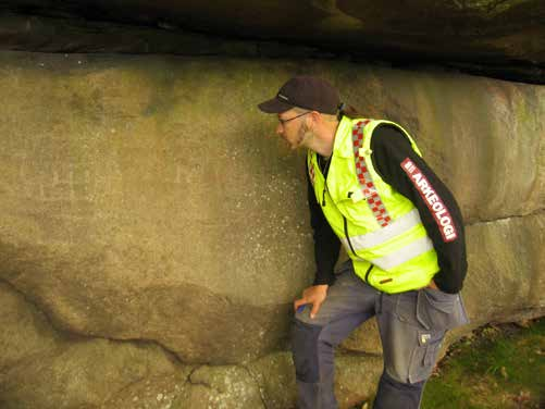 ful of known rock paintings and even then the authenticity can be questioned in some cases. The closest prehistoric rock painting is about 10 km north in Bro parish (Bro 598:1).
