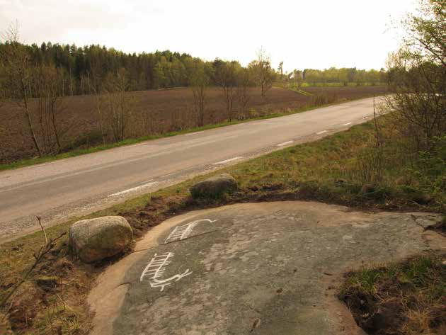 Lyse 87:2 Description: Rock carving, 0,62x0,46 m (NE-SW), consisting of 5 cup marks, 3,5-4,5 cm in diameter and 0.3-0,8 cm deep. Located on a very slightly NE-sloping rock.