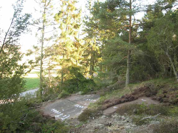 Lyse 610:1 till vänster och Lyse 662 till höger. Miljö mot S. Foto: Andreas Toreld. Lyse 610:1 on the left and Lyse 662 on the right. Looking towards the S. Photo: Andreas Toreld.