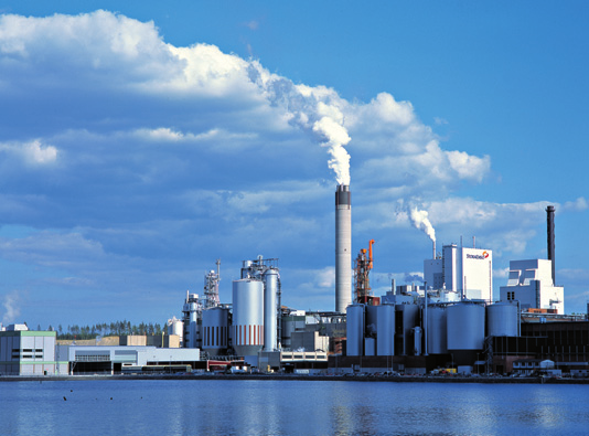 PACKAGING BOARDS IMATRA Energieffektiv produktion av förstklassig pappersmassa Stora Ensos bruk i Imatra i östra Finland är ett av världens största skogsindustrikomplex, inklusive Europas största