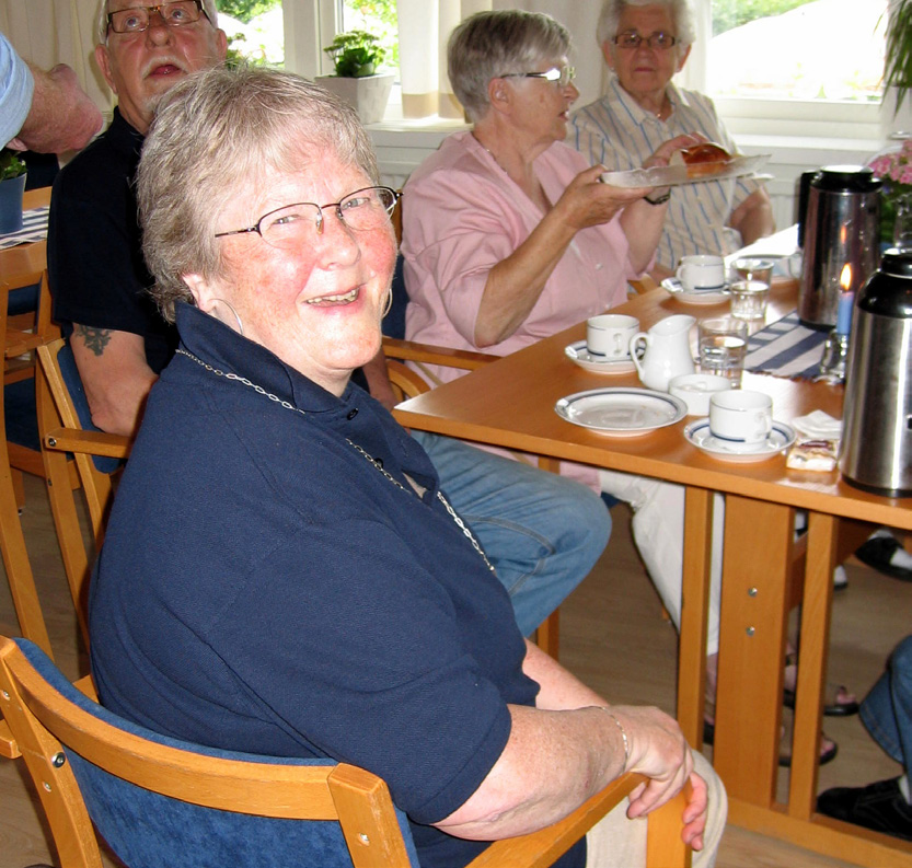 Gemenskapsträffar Andakt, fika & gemenskap För dig som är dagledig. Alla åldrar är välkomna. Vi träffas varje torsdag 11.