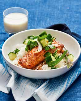 Lax teriyaki med pak choi cirka 30 min b Näringsinnehåll/portion: Energi: 2356 kj/ 563 kcal. Protein 33,0 g. Fett 20,9 g. Kolhydrater 59,2 g.