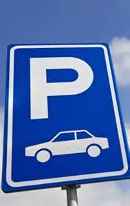 Ny parkeringspolicy P-talen sänks för bil och höjs för cykel Parkeringsköpsavgiften (friköp) höjs för att stå i paritet med dagens