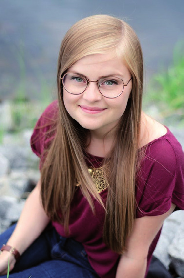 6 Växa Foto: Emil Sandqvist Hej Emma Vi tog pulsen på en av försam- lingens ideella medarbetare Emma Lindmark, som ni mött som kyrkvärd i Byske kyrka.