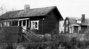 De får under äktenskapet en gemensam son, Frans Gustaf (1845-1889). Det är den ogifte sonen som driver jordbruket som dessutom från 1864 även äger 1/8 mtl i Vissvass i Tyresö.