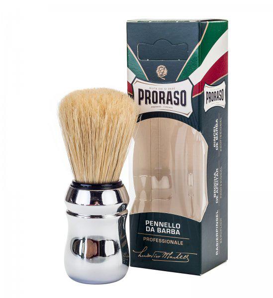 SHAVING BRUSH En rakborste från Proraso gjord av naturborst. Stråna i naturborst är grövre och mer styva än hos dem av äkta grävlingshår.