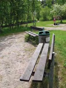 Parkområdet är planlagd som park enligt detaljplan från 1987. Huddinge kommun äger marken.