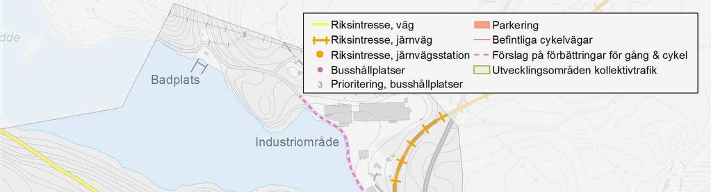 Trafik och kommunikationer Figur 5. I Överum finns flera objekt av riksintresse för infrastruktur.