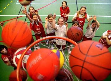 VÅR VISION Vår vision handlar om att vi ska bli större och att vi ska bidra till att öka intresset för basketsporten. Den är en tydlig ledstjärna som beskriver vart vi ska.