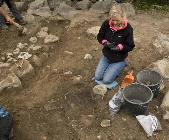 Biten hittades på terrassen, men två cm lerklining utan stolphål gör ju ingen kyrka