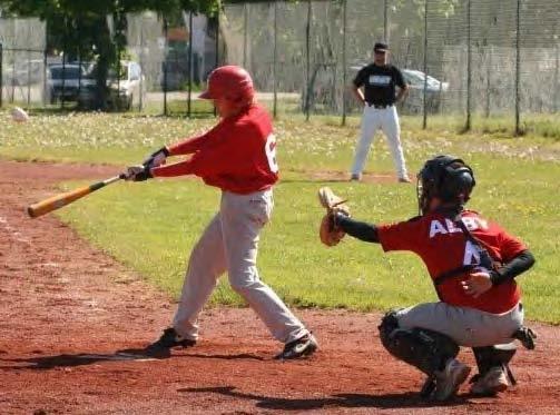 Ungdomsverksamhet Följande föreningar i Stockholms distriktet har bedrivit ungdomsverksamhet under 2013: Alby IF Baseboll, baseboll Stockholm BSK, baseboll Sundbybergs BSC, baseboll Söder SBK,