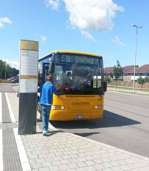 ENERGI OCH TRANSPORTER Kollektivtrafik är ett miljövänligt sätt att ta sig till och från exempelvis jobbet.