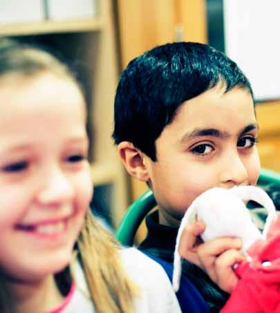 för detta. Dessa ansökningar prövas på utbildningsförvaltningen innan medel utbetalas till de skolor som anses behöva stödet för att förbättra elevernas måluppfyllelse.